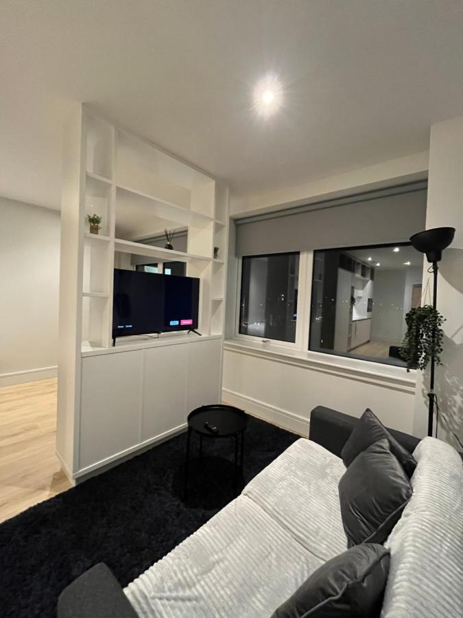 Aeropartment & Aerotel, London Heathrow Airport, Terminal 4, Ev Stations & Cheap Parking On Site! Hillingdon Exterior foto